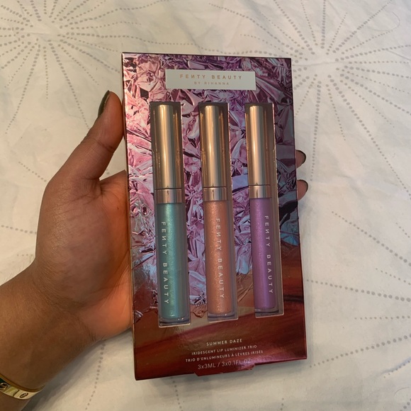 Fenty Beauty Other - Fenty Beauty Summer Daze Lipgloss Trio Fenty Beauty Other - Fenty Beauty Summer Daze Lipgloss Trio